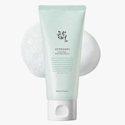Green Plum Refreshing Cleanser